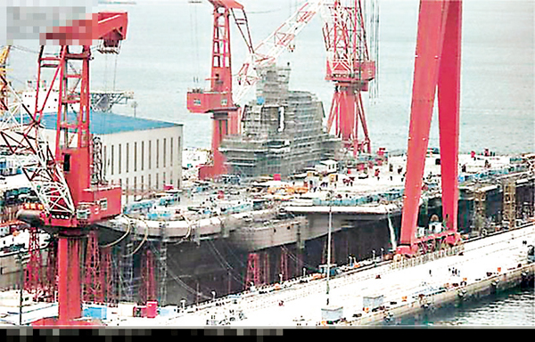 中國首艘國產航母建造成型。 網上圖片