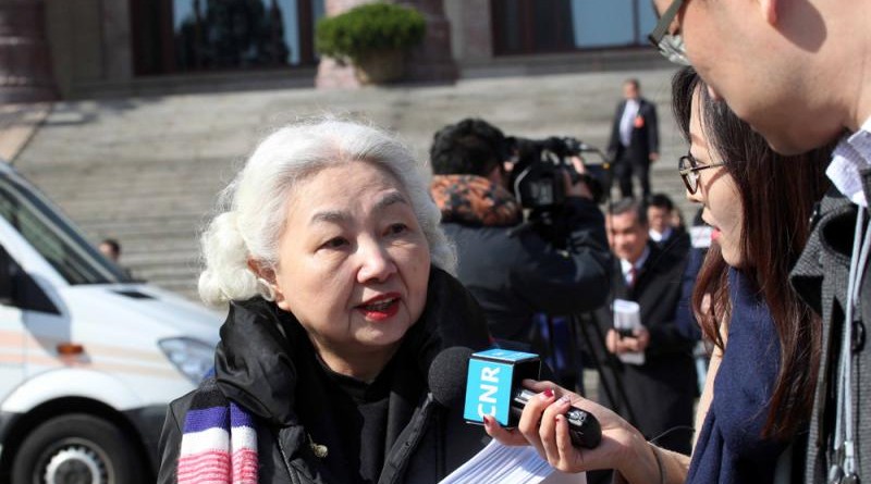 梁愛詩表示，回歸後華人出任法官的比例已提升