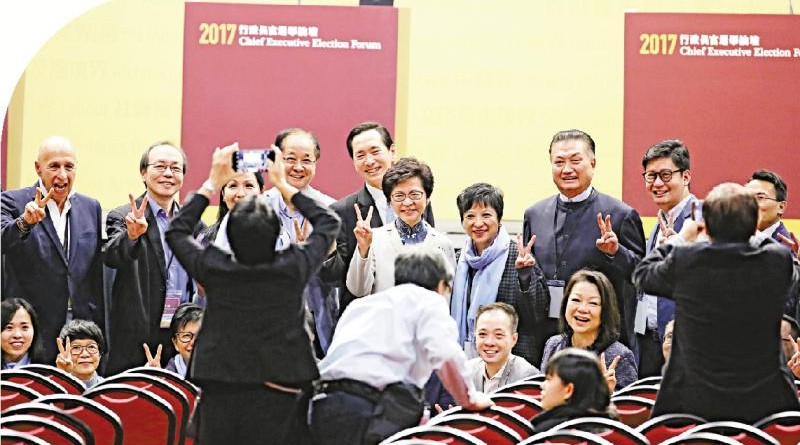 林鄭月娥表示，今次競選獲得不少高官前同事支持/大公報記者黃洋港攝