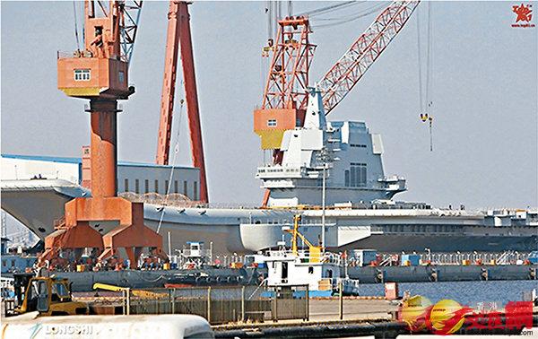 中國首艘國產航母料數日內正式下水。 網上圖片