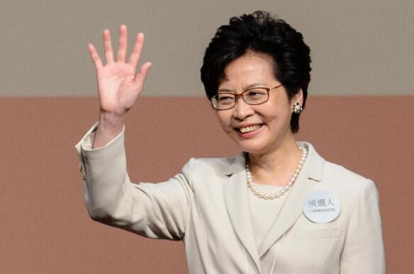 林鄭勝選特首選舉，在上任前民望持續走高。資料圖片