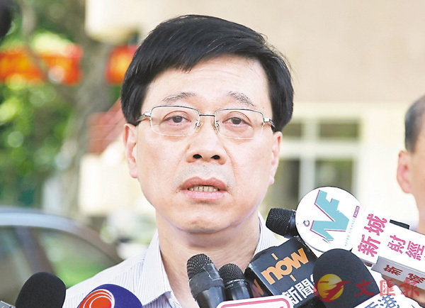 李家超昨日出席活動後交代案件進展，確認警方目前未有發現證據顯示到當事人所聲稱被帶走的經過。 香港文匯報記者潘達文 攝