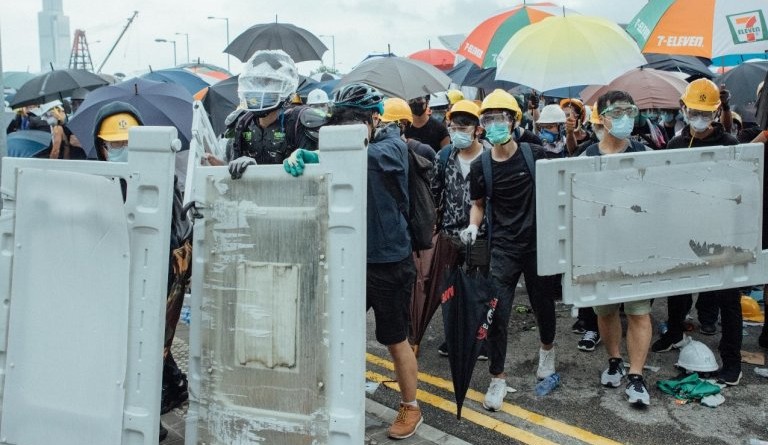 口罩-768x475